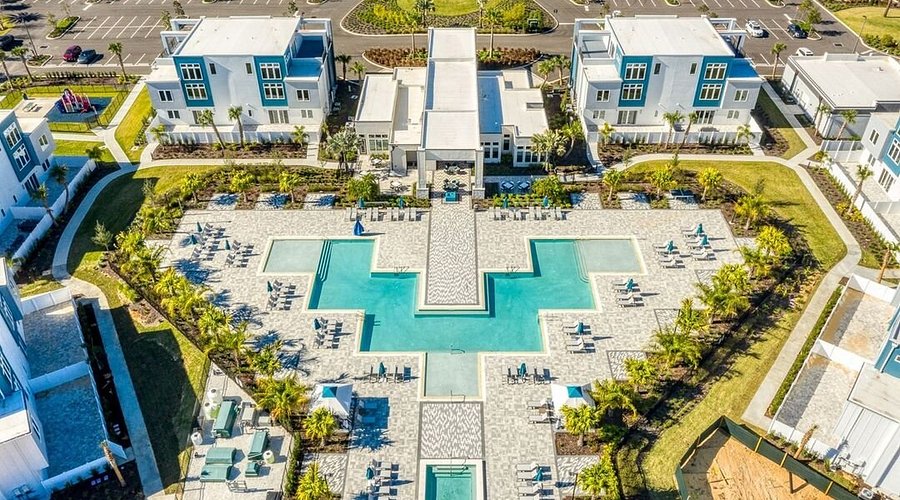 Spectrum Reunion Resort